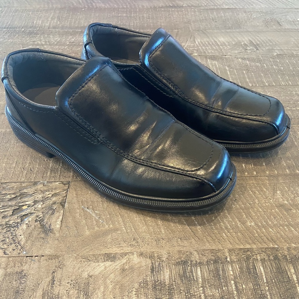 Boys dress loafer shoes